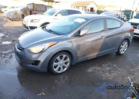 2013 Hyundai Elantra Limited z USA, uszkodzony, nr VIN 5NPDH4AE5DH273617